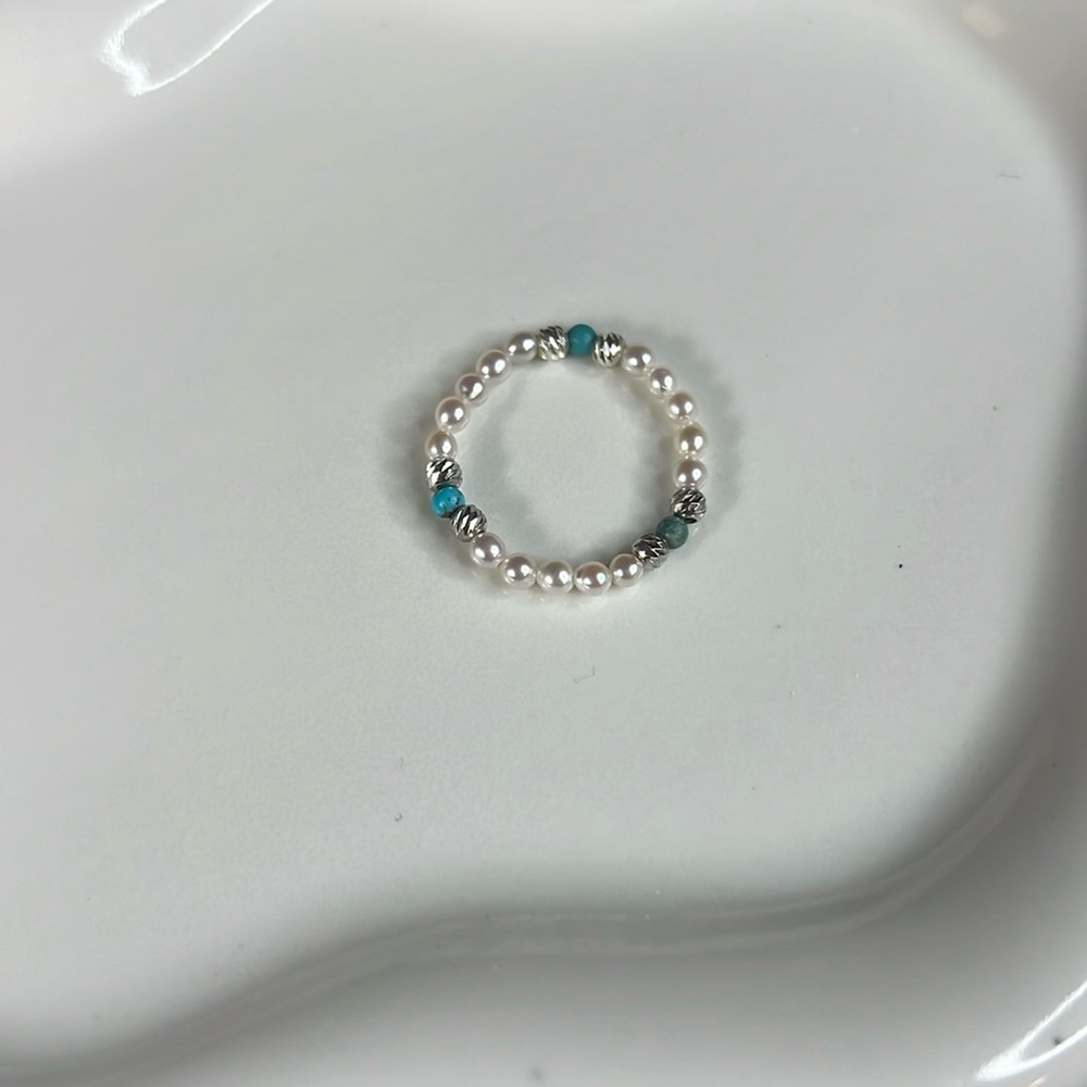 Turquoise pearl ring